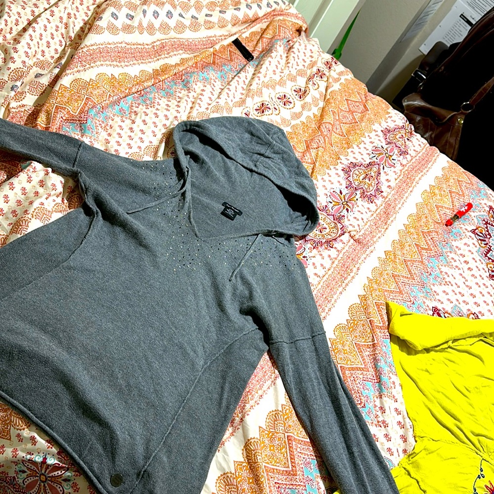 Hooded sweater
